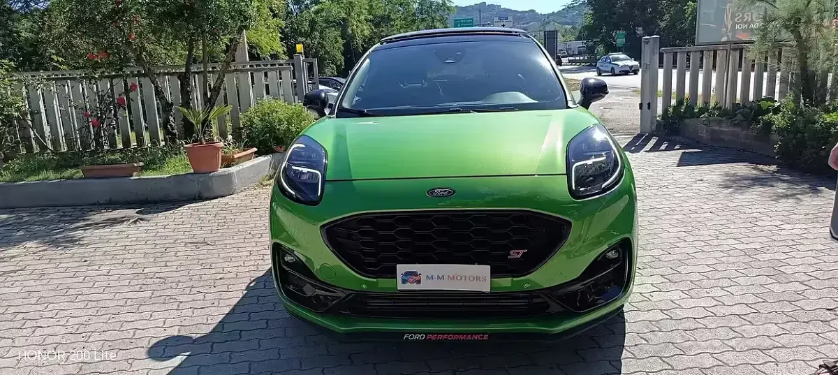 Usata Ford Puma Performance Edition 200 CV (147 kW) 2021 Verde SUV