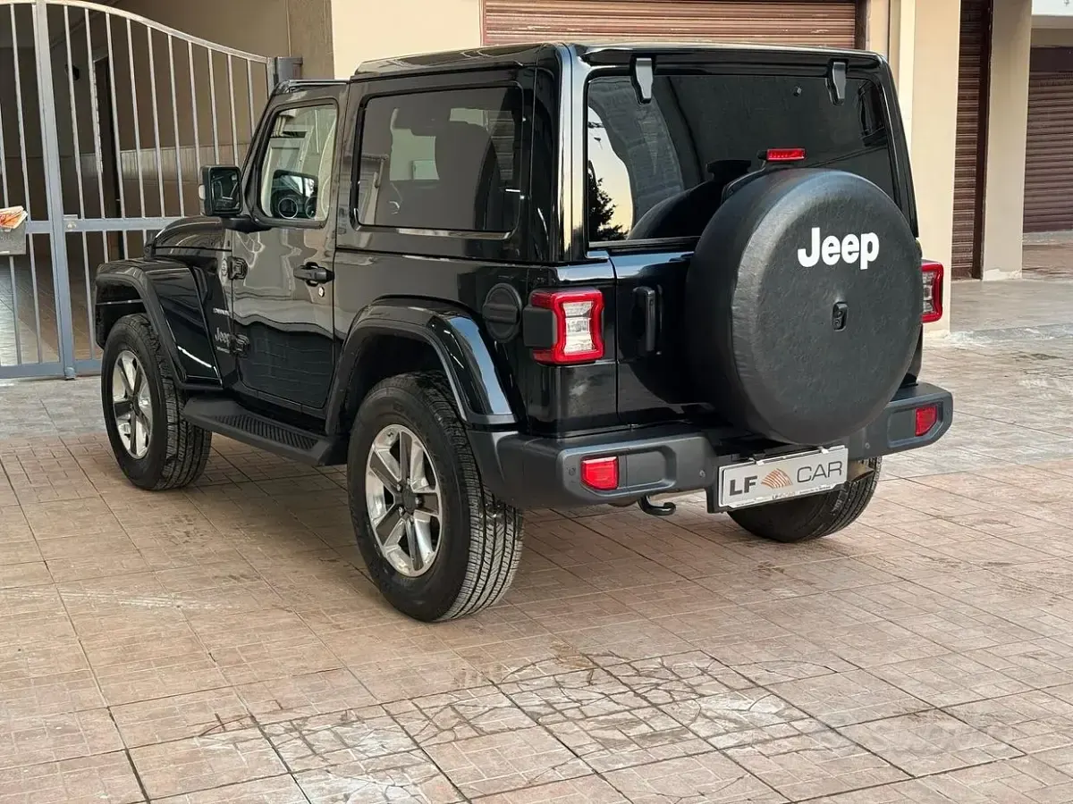 Occasion Jeep Wrangler Sahara 272 PK (200 kW) 2021 Zwart SUV