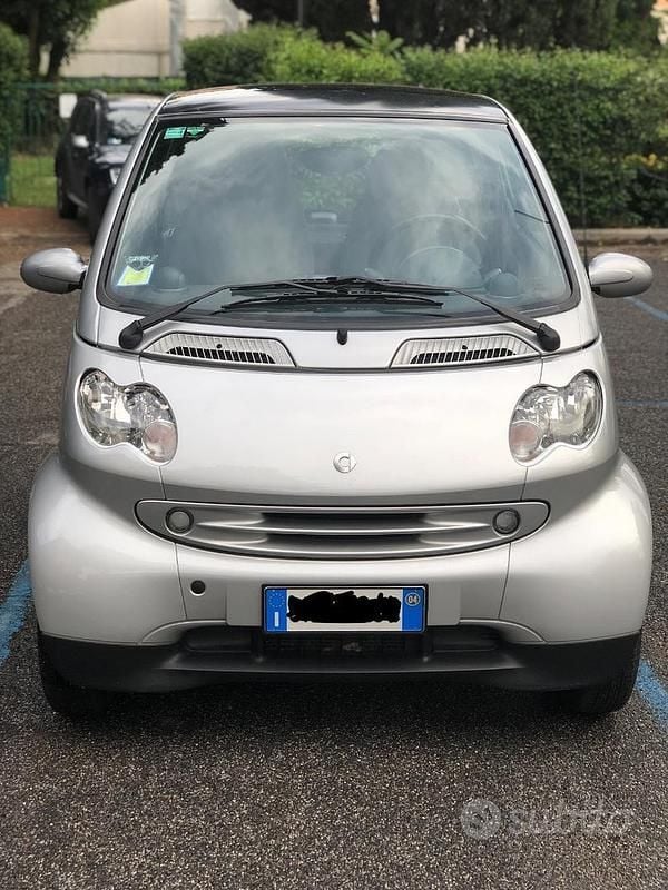 Usata Smart ForTwo Coupé 2024 Grigio Utilitaria