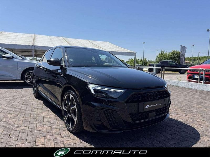 Usata Audi A1 Ambiente 116 CV (85 kW) 2025 Nero SUV