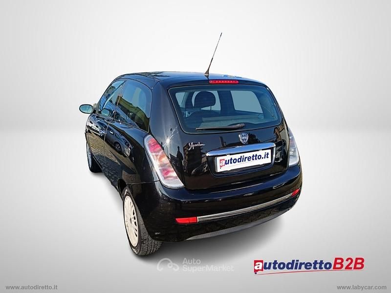 Usata Lancia Ypsilon 60 CV (44 kW) 2009 Nero Utilitaria