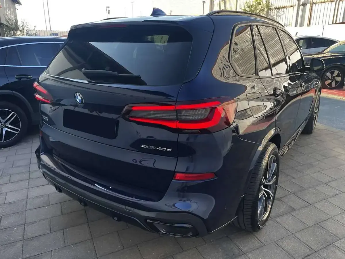 Usata BMW X5 M Sport 340 CV (250 kW) 2021 Nero carbon SUV