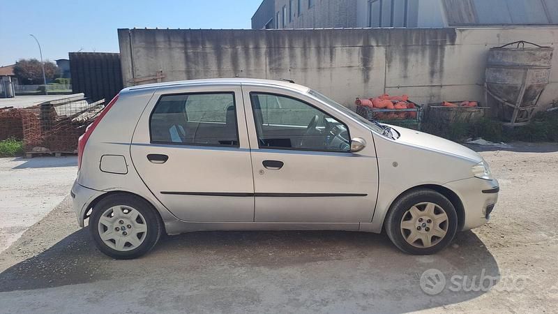 Usata Fiat Punto 2004 Grigio Utilitaria