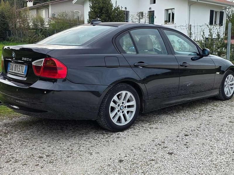 Usata BMW 320 163 CV (119 kW) 2006 Nero Berlina