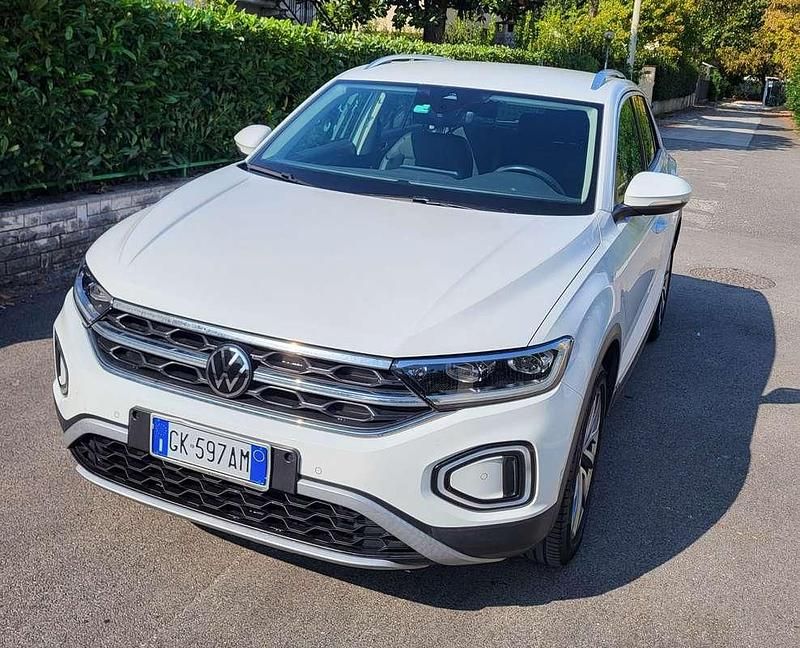 Bianco Usata 2022 VW T-Roc Style SUV | 26.900 € (Molto cara) - Immagine 1/4