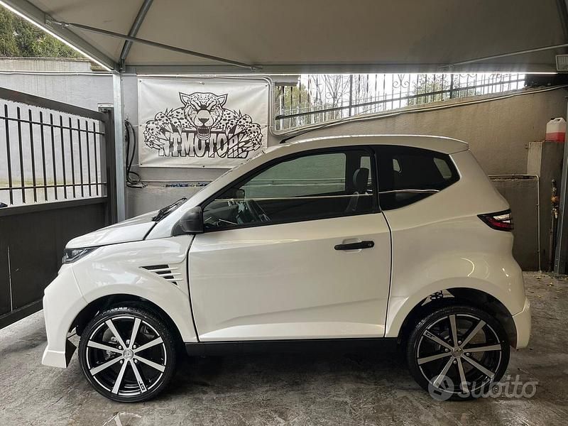 Usata Aixam City Pack 2024 Bianco Berlina