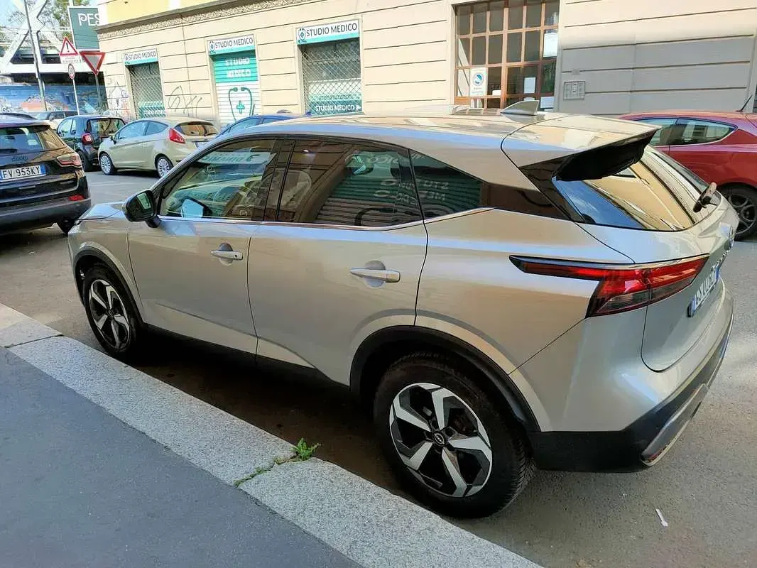 Usata Nissan Qashqai N-Connecta 158 CV (116 kW) 2023 Argento SUV
