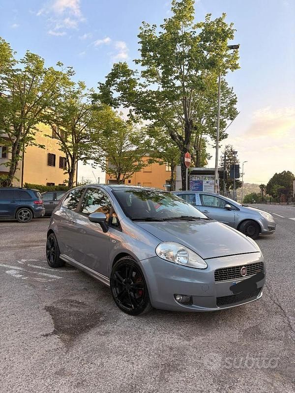 Usata Fiat Punto 2008 Grigio Utilitaria