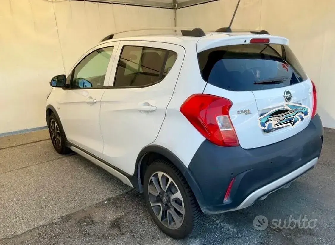 Usata Opel Karl Rocks 73 CV (53 kW) 2017 Bianco Utilitaria