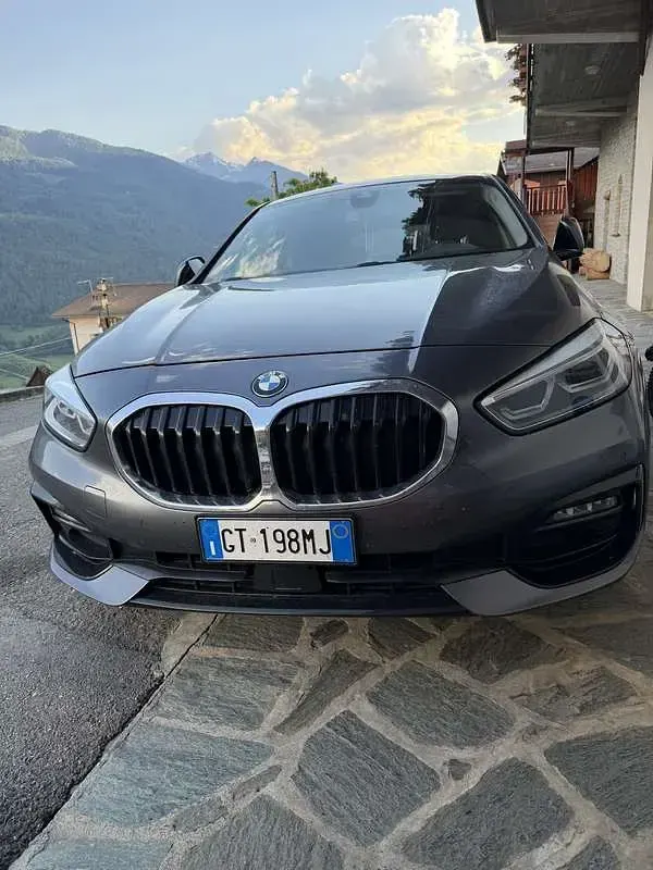 Usata BMW 120 M Sport 190 CV (139 kW) 2020 Grigio Utilitaria