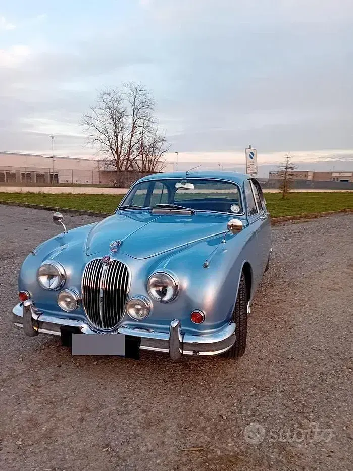Usata Jaguar MK II 1960 Bluazzurro Berlina