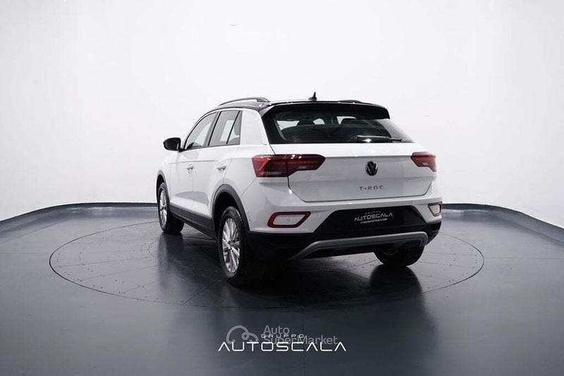 Usata VW T-Roc Life 150 CV (110 kW) 2024 Bianco SUV