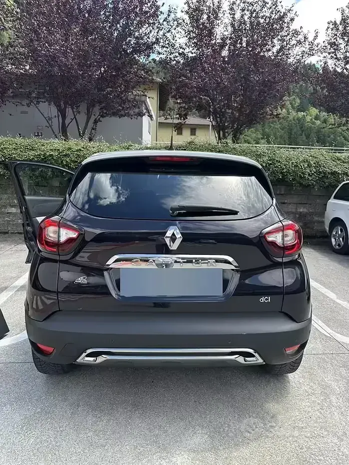 Usata Renault Captur Initiale Paris 110 CV (80 kW) 2017 SUV