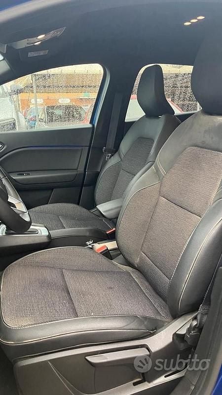 Usado Renault Captur Rive Gauche 145 CV (106 kW) 2022 Azul SUV