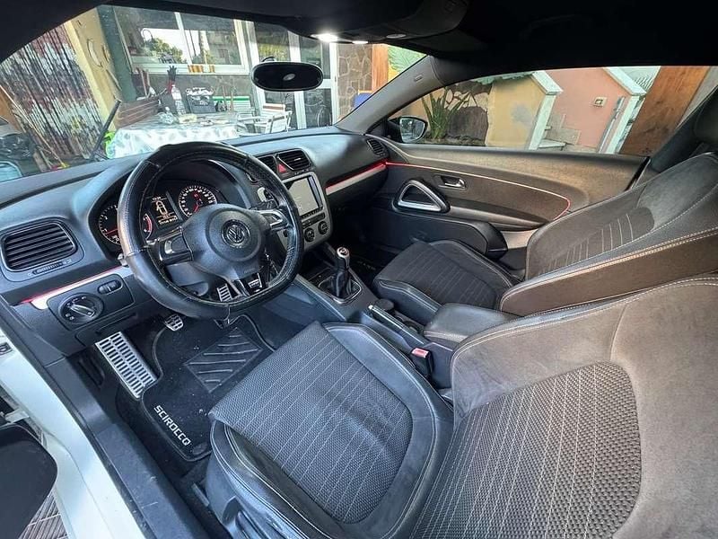 Usata VW Scirocco 140 CV (102 kW) 2010 Bianco Coupé