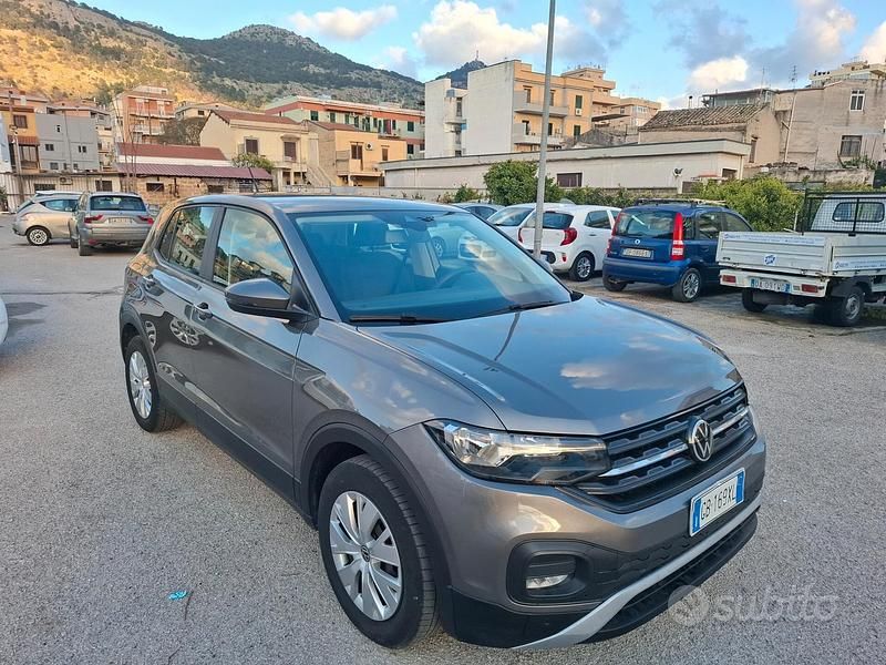 Usata VW T-Cross Style 95 CV (69 kW) 2021 Grigio SUV