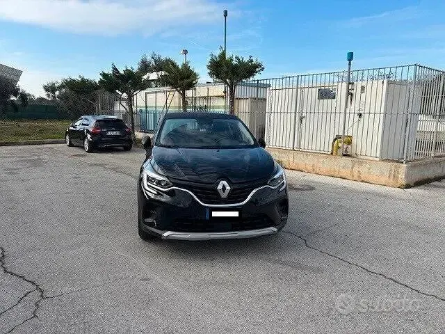 Usata Renault Captur Business 101 CV (74 kW) 2021 Nero SUV