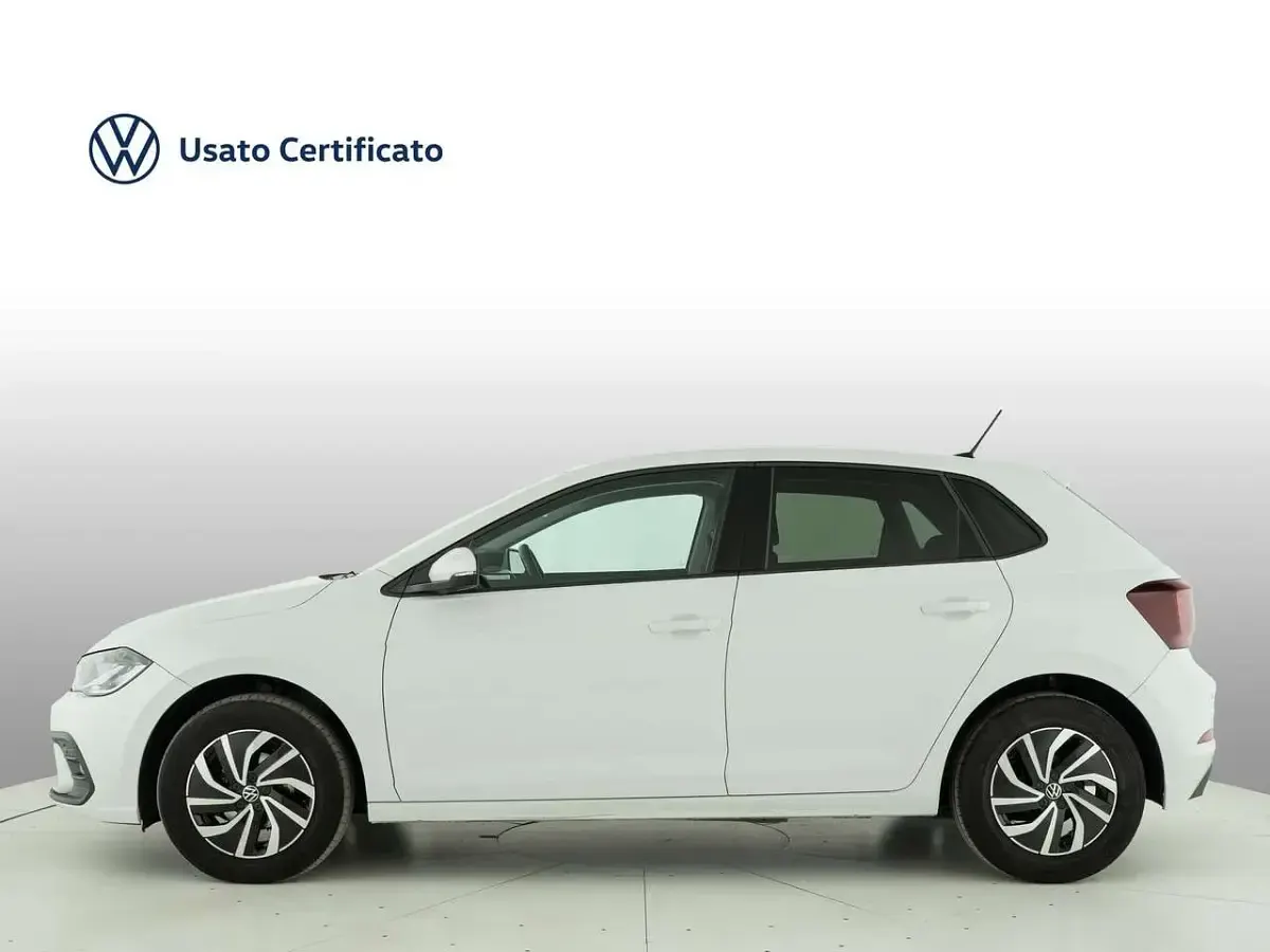 Usata VW Polo Life 80 CV (58 kW) 2023 Bianco Utilitaria