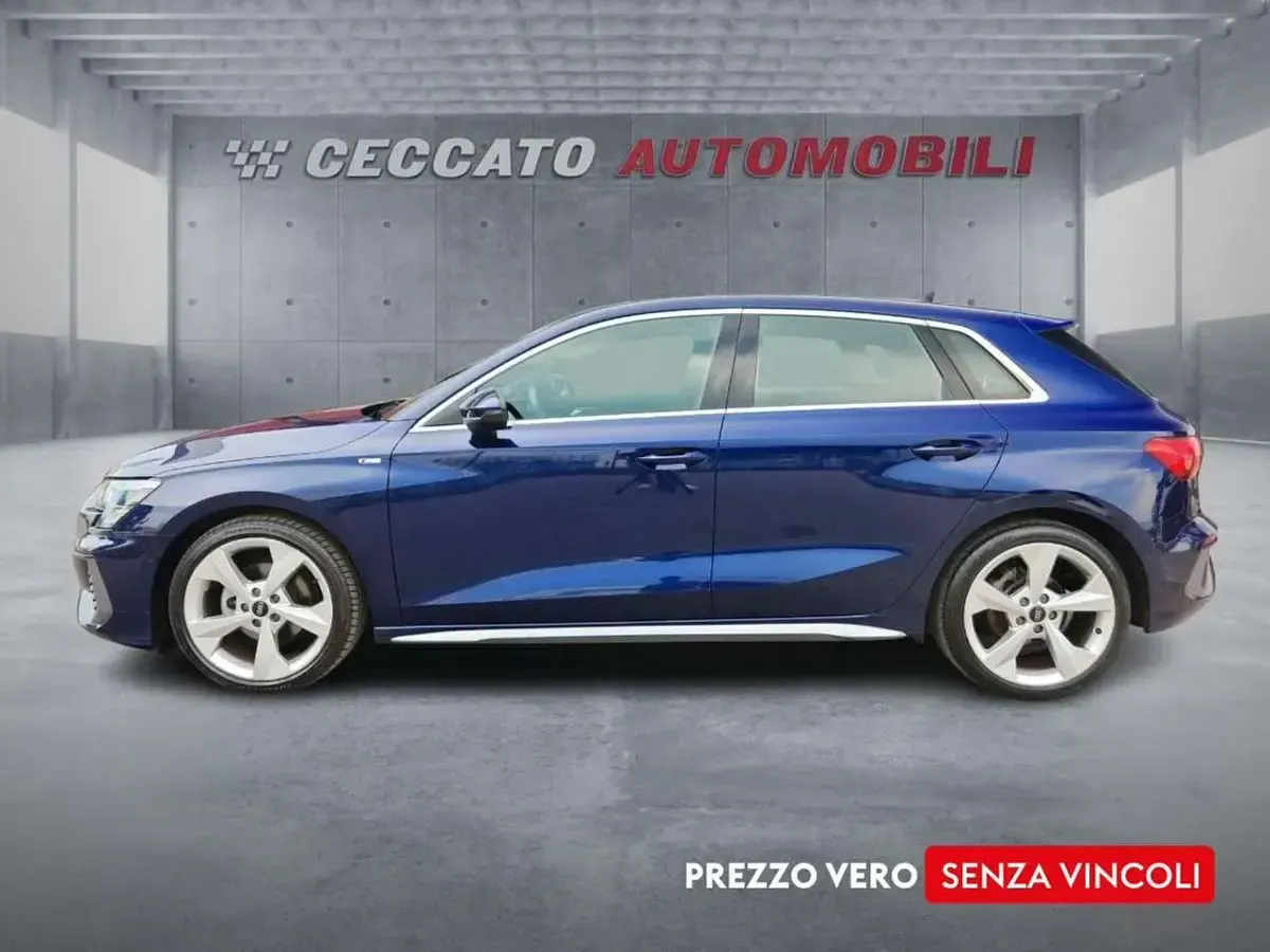 Usata Audi A3 S-Line 116 CV (85 kW) 2024 Blu/azzurro Berlina