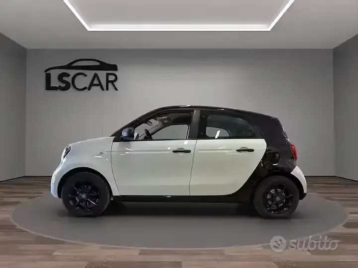 Begagnad Smart ForFour 71 HK (52 kW) 2017 Vit Halvkombi