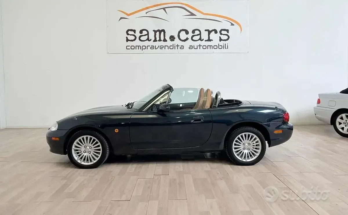 Usata Mazda MX5 110 CV (80 kW) 2005 Verde Cabrio