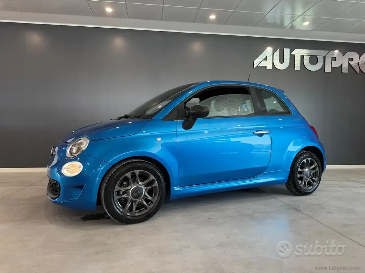Usata Fiat 500 Connect 70 CV (51 kW) 2022 Blu/azzurro Berlina