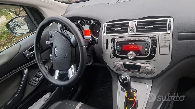 Usata Ford Kuga 163 CV (119 kW) 2010 Nero SUV