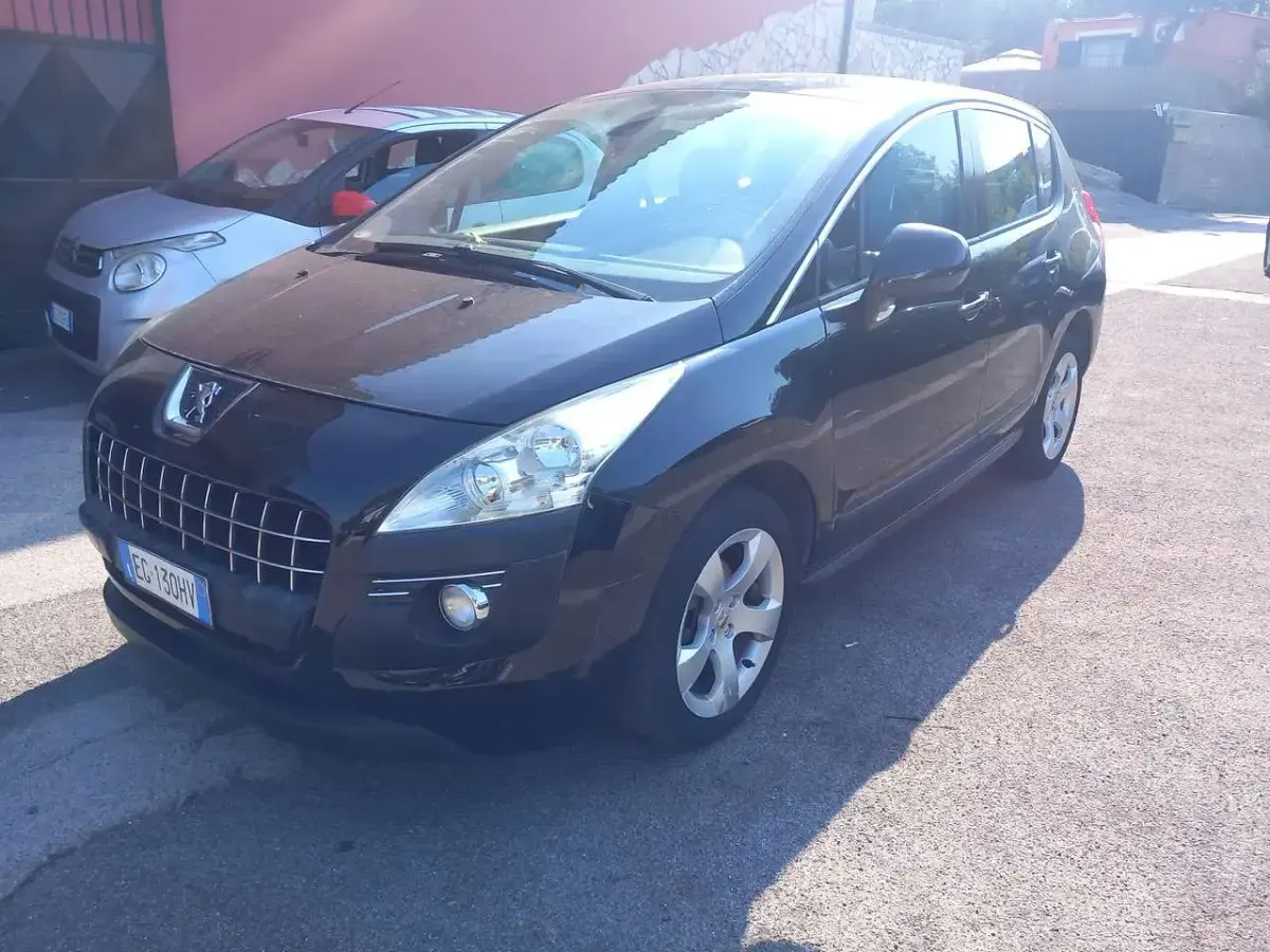 Usata Peugeot 3008 Premium 111 CV (81 kW) 2011 Nero Station wagon