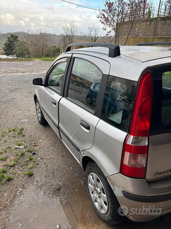 Usata Fiat Panda 70 CV (51 kW) 2006 Grigio Utilitaria
