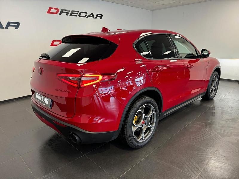 Usata Alfa Romeo Stelvio Tech Edition 190 CV (139 kW) 2019 Rosso SUV