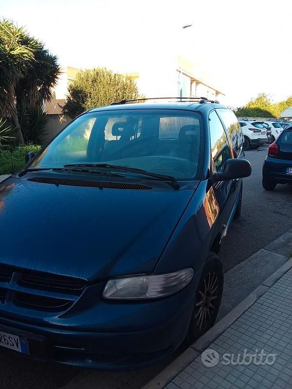 Usata 2002 Chrysler Grand Voyager Monovolume | 1000 € (Ottimo prezzo) - Immagine 1/3