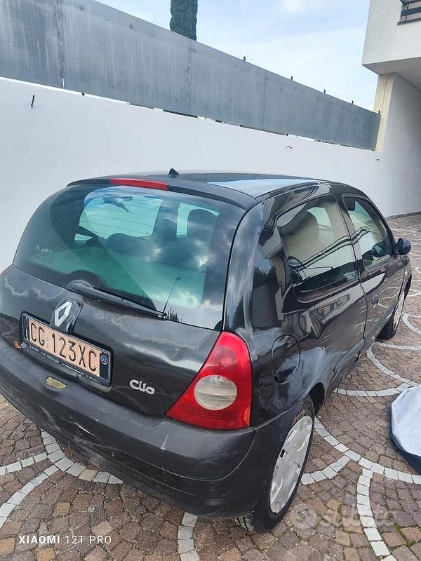 Usata Renault Clio II 2003 Nero Utilitaria