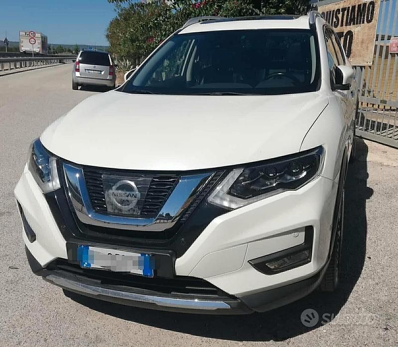 Usata Nissan X-Trail Acenta Premium 131 CV (96 kW) 2018 Bianco SUV