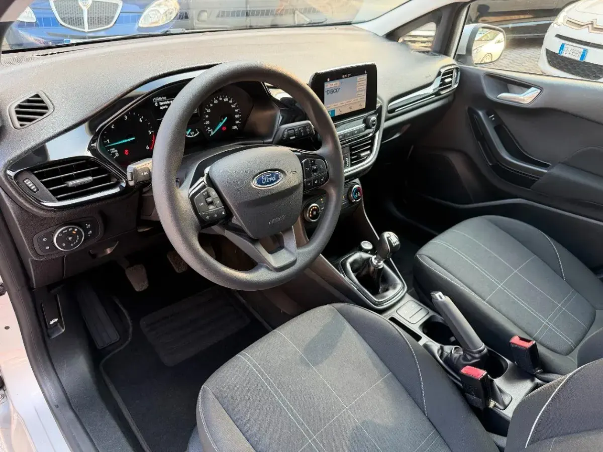 Usata Ford Fiesta 86 CV (63 kW) 2018 Giallo Utilitaria