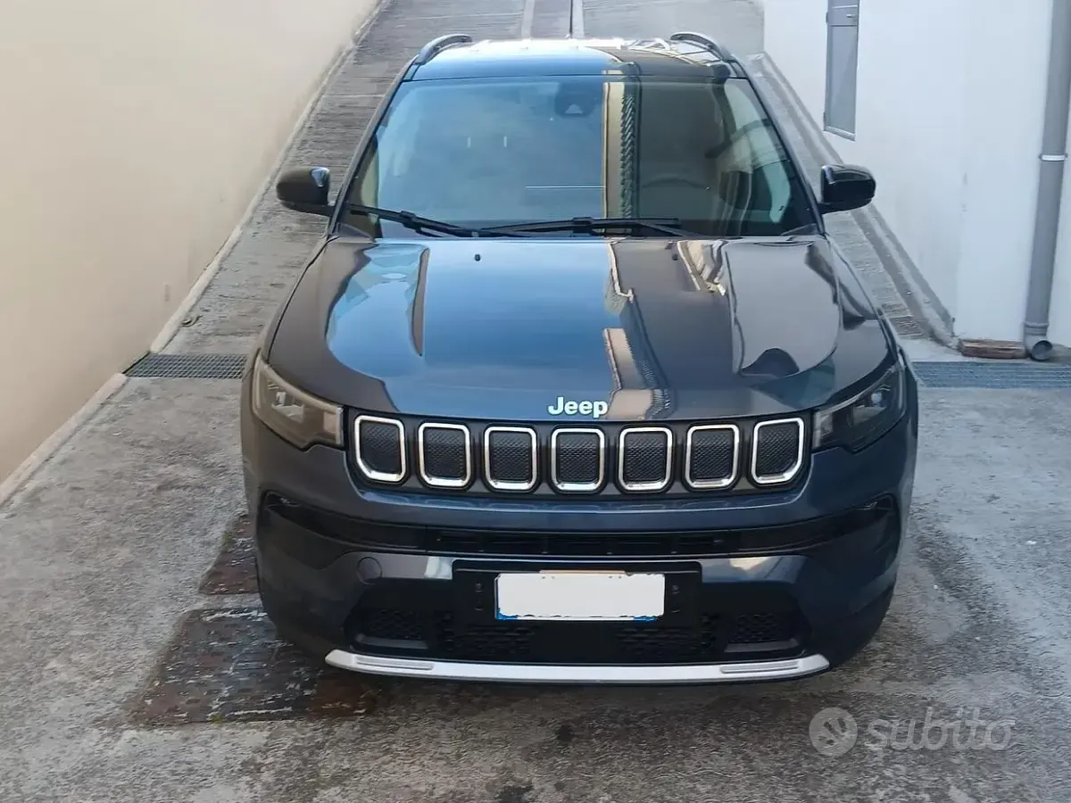 Usata Jeep Compass Limited 131 CV (96 kW) 2023 Grigio SUV