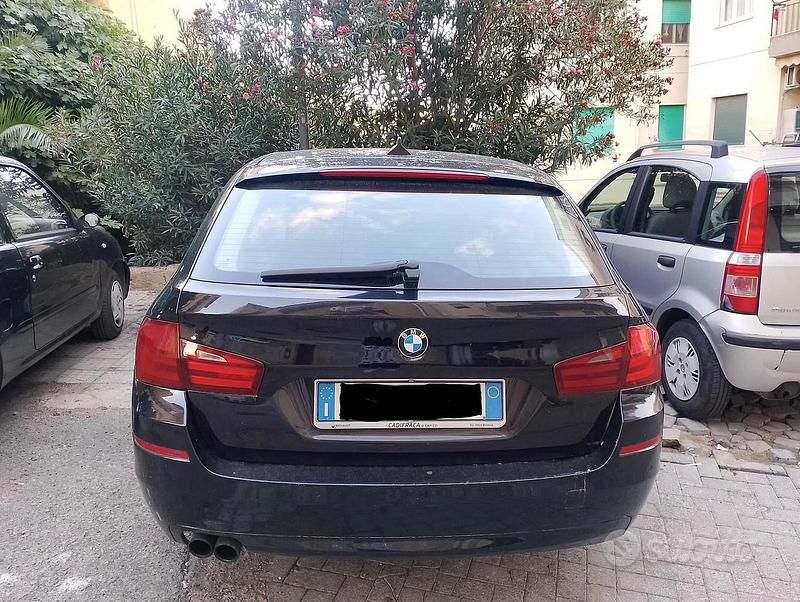 Usata BMW 520 184 CV (135 kW) 2010 Nero Station wagon