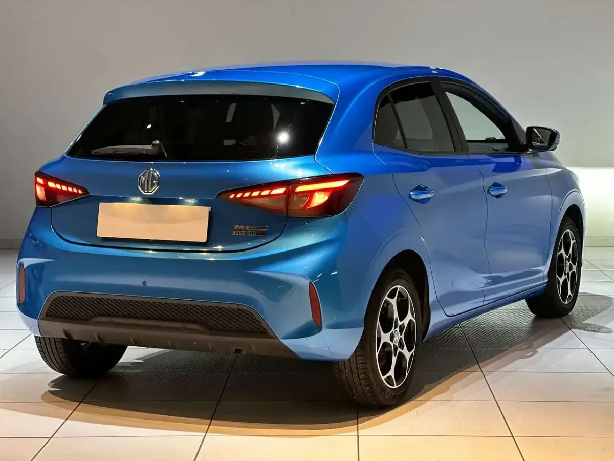 Usata MG MG3 Luxury 194 CV (142 kW) 2025 Blu/azzurro Utilitaria