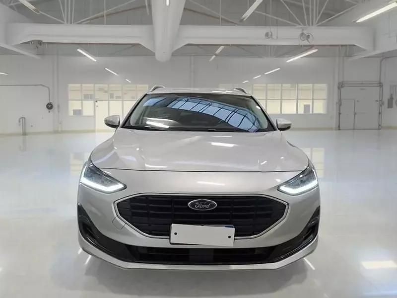 Usata Ford Focus 120 CV (88 kW) 2022 Grigio Station wagon