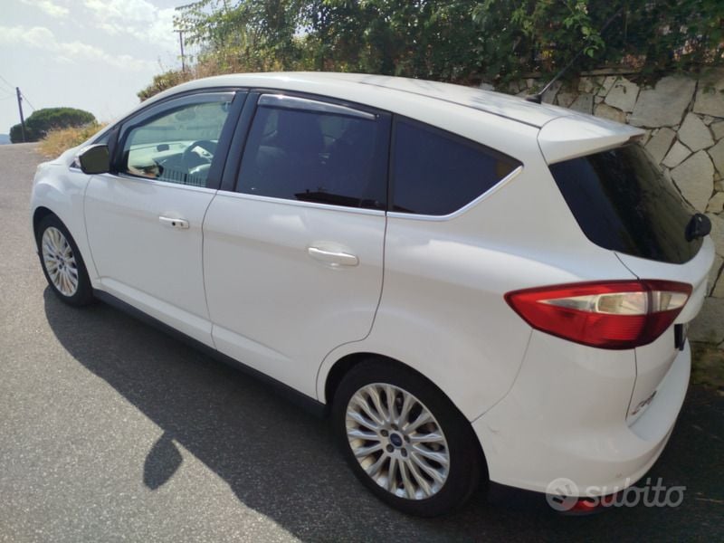 Bianco Usata 2012 Ford C-MAX Titanium Monovolume | 5000 € (Buon prezzo) - Immagine 1/4