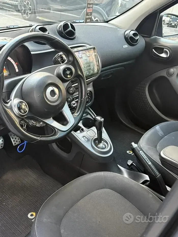 Usata Smart ForFour Brabus 90 CV (66 kW) 2018 Grigio Utilitaria