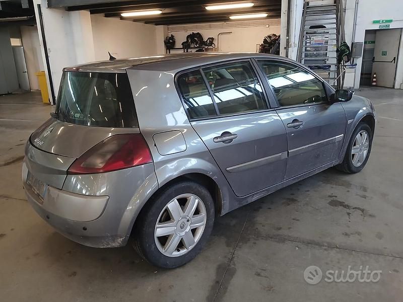 Usata Renault Mégane II 2003 Grigio Berlina