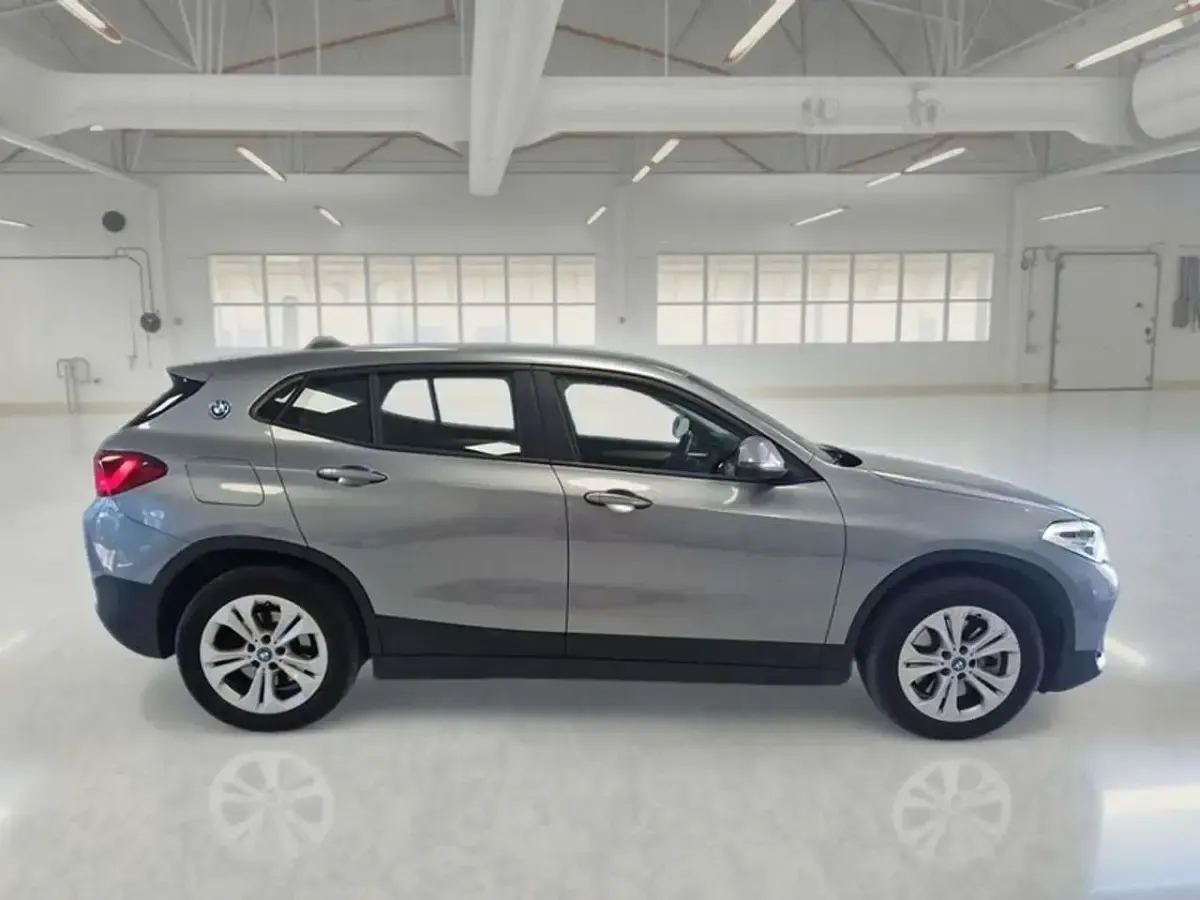 Usata BMW X2 125 CV (91 kW) 2023 Grigio SUV