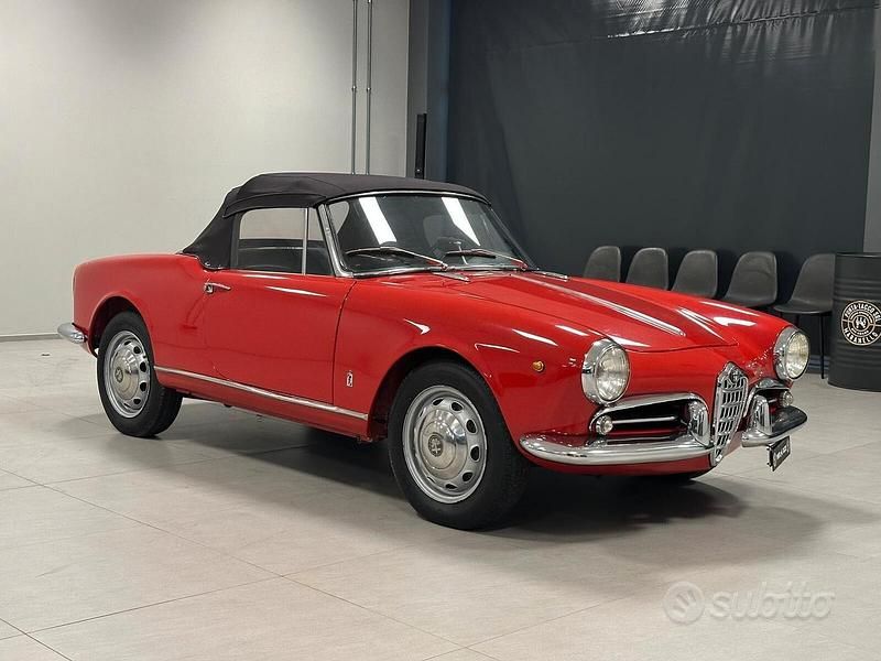 Usata Alfa Romeo Giulietta Veloce 96 CV (70 kW) 1960 Rosso Cabrio