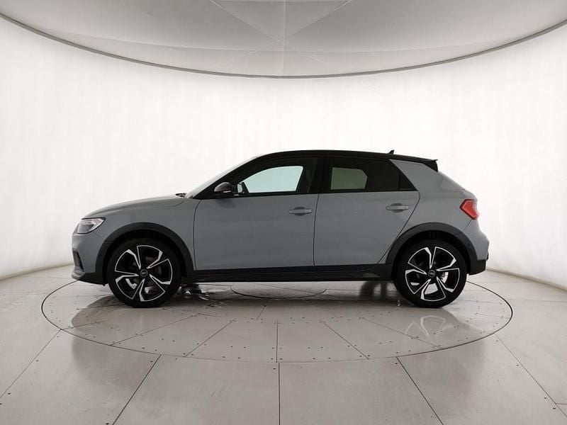 Usata Audi A1 Ambiente 110 CV (80 kW) 2023 Grigio SUV