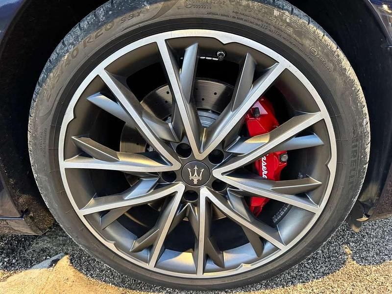 Usata Maserati Ghibli GranLusso 430 CV (316 kW) 2019 Blu/azzurro Berlina