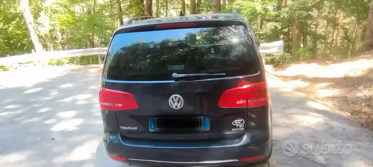 Usata VW Touran 150 CV (110 kW) 2012 Nero Monovolume