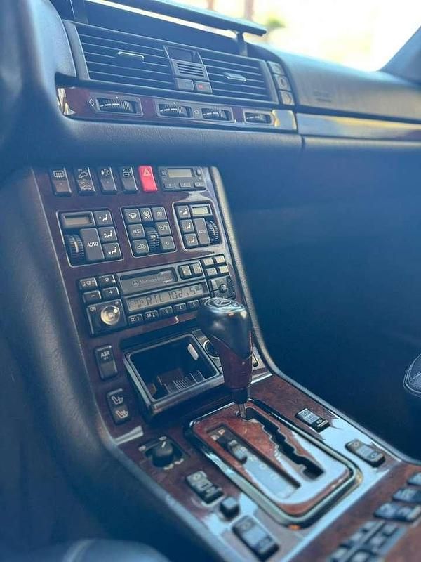 Usata Mercedes S600 408 CV (300 kW) 1995 Grigio Berlina