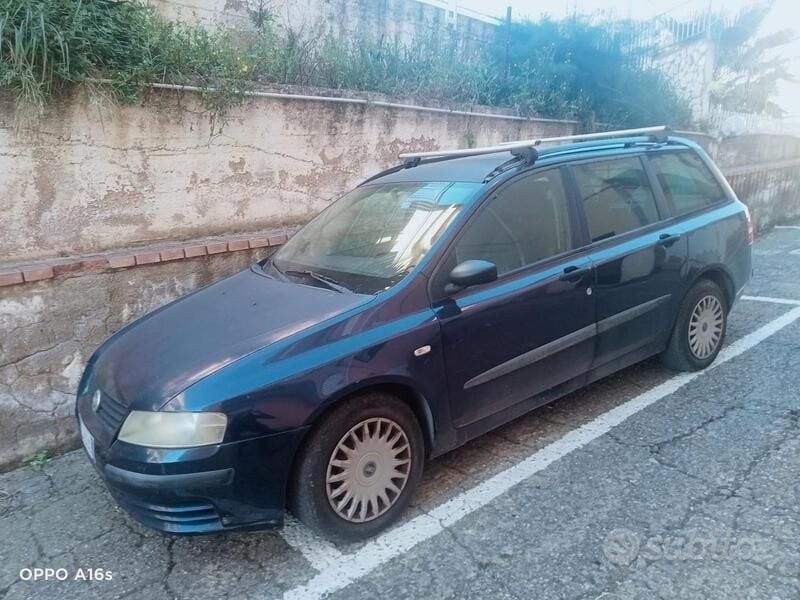 Blu Usata 2003 Fiat Stilo Station wagon | 500 € (Super prezzo) - Immagine 1/3