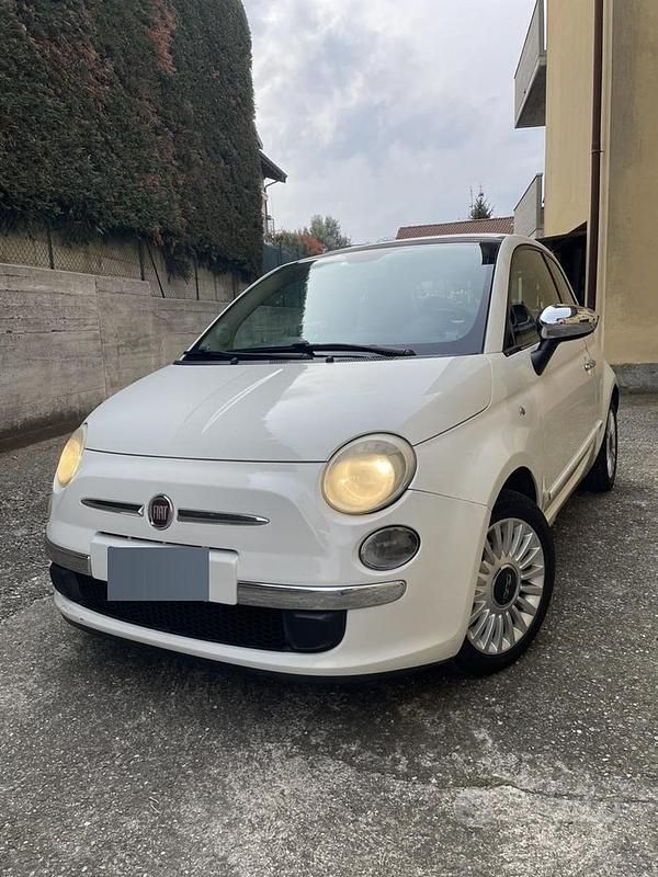 Usata Fiat 500 75 CV (55 kW) 2008 Bianco Utilitaria