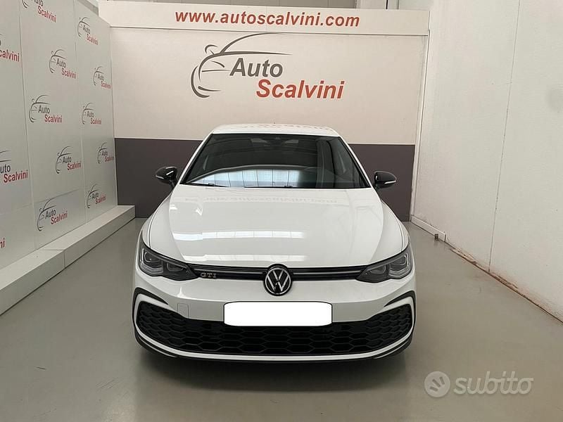 Usata VW Golf VIII GTI 245 CV (180 kW) 2024 Bianco Berlina